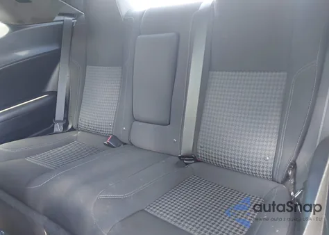 2018 Dodge Challenger Sxt z USA, uszkodzony, nr VIN 2C3CDZAGXJH183975